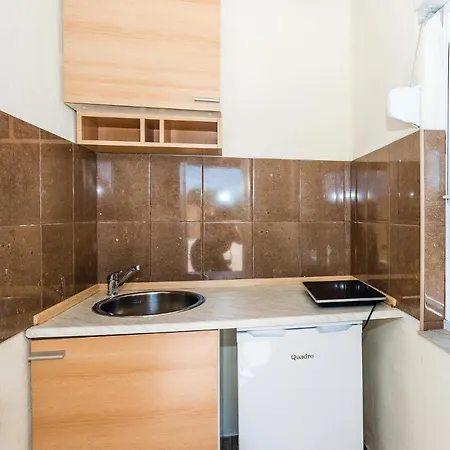Three-bedroom In Holiday home *