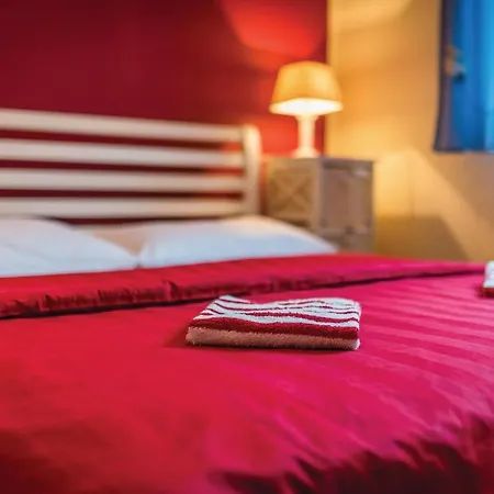 Three-bedroom In * Dubrava (Sibenik-Knin)