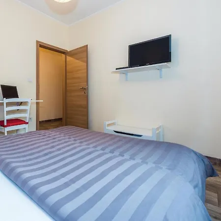 Three-bedroom In Σπίτι διακοπών *