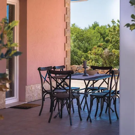 Three-bedroom In * Dubrava (Sibenik-Knin)