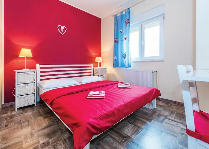 Three-bedroom In * Dubrava (Sibenik-Knin)